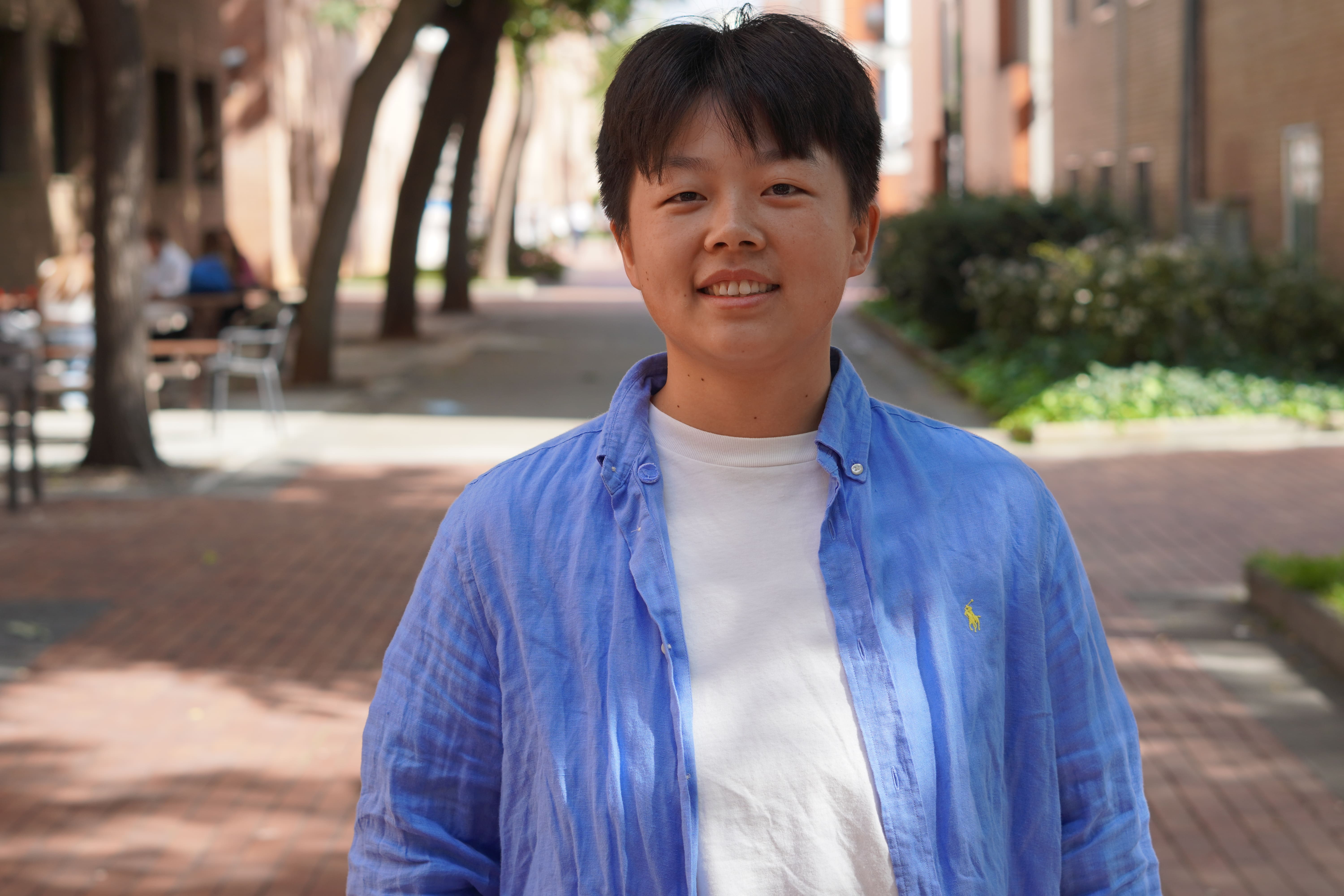 Xuxilu Zhang (PhD Research Grant holder)